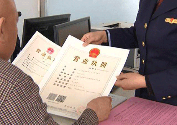 如何保證西安西瑪電機(jī)在使用過程中的維護(hù)保養(yǎng)。