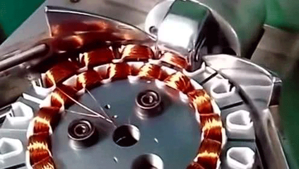 高壓電機(jī)定子線圈內(nèi)外腐蝕原因分析。