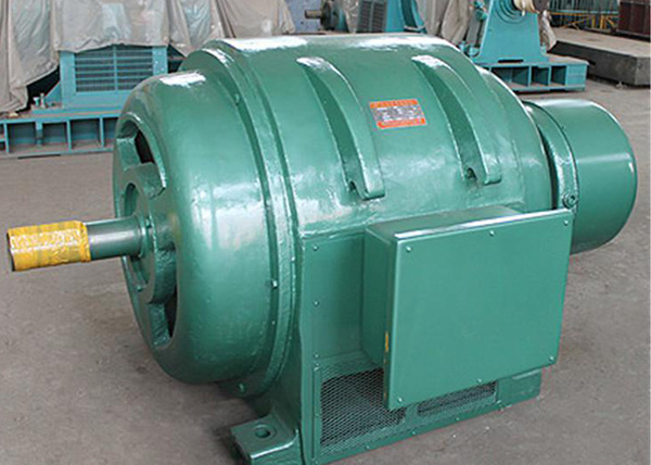 圖為西安西瑪電機(jī)JR系列三相異步電動機(jī) 圖為西安西瑪電機(jī)JR系列三相異步電動機(jī)